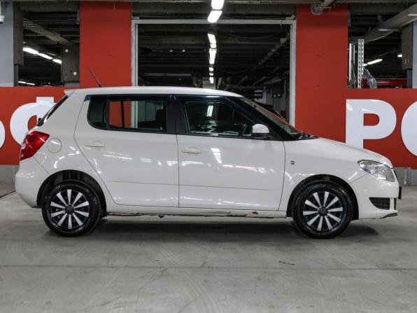 Skoda Fabia II Рестайлинг с пробегом 2011 года, цена 498 000 рублей, 138000 км, хэтчбек, Автокод Объявления
