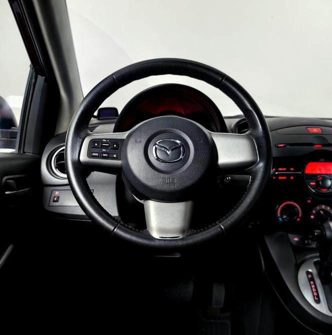 Mazda 2 II Рестайлинг (DE2) Москва  - изображение 13