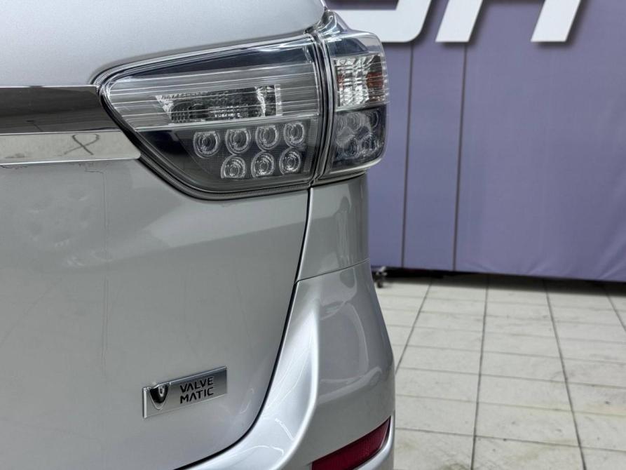Toyota Wish II Рестайлинг Благовещенск  - изображение 21