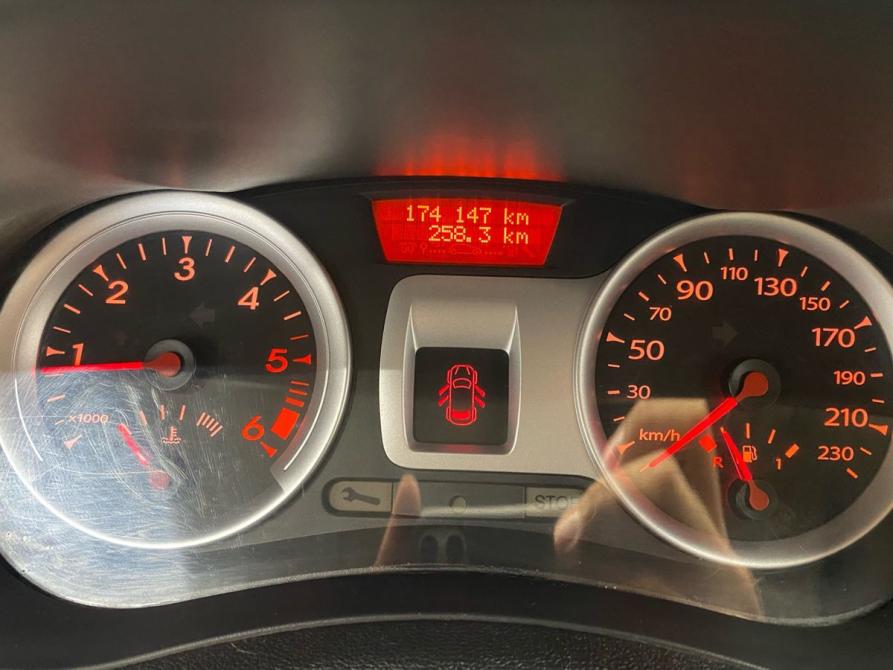 Renault Clio III Санкт-Петербург  - изображение 13