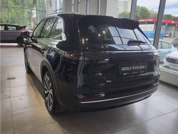 Новый Geely EX5 EM-i 2026 года, цена 3 974 990 рублей, внедорожник, Автокод Объявления