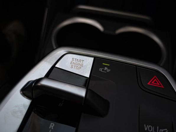 BMW X1 III (U11/U12) с пробегом 2025 года, цена 5 300 000 рублей, 1737 км, внедорожник, Автокод Объявления