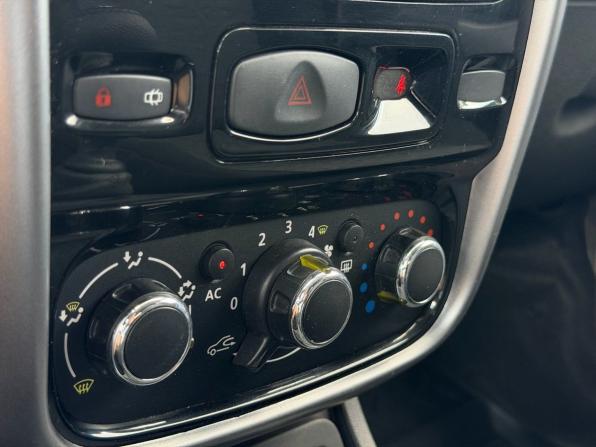 Renault Duster I с пробегом 2013 года, цена 1 045 000 рублей, 99248 км, внедорожник, Автокод Объявления