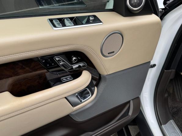 Land Rover Range Rover IV Рестайлинг с пробегом 2019 года, цена 7 500 000 рублей, 152315 км, внедорожник, Автокод Объявления