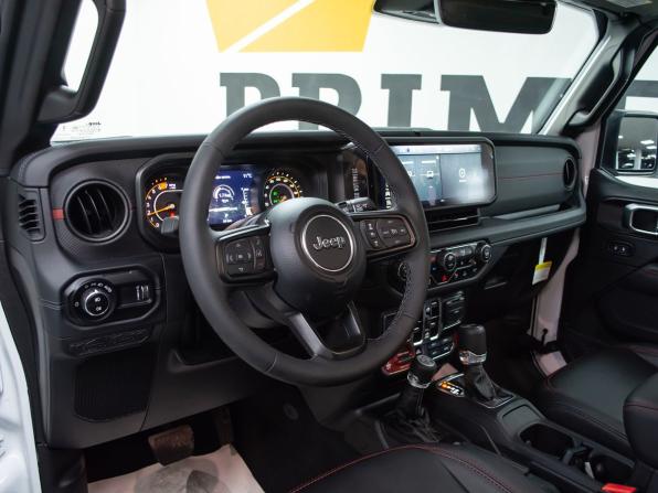 Jeep Wrangler IV (JL) Рестайлинг с пробегом 2025 года, цена 7 999 000 рублей, 41 км, внедорожник, Автокод Объявления