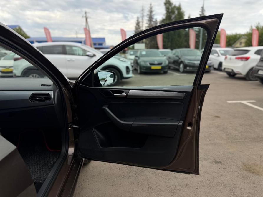 Volkswagen Polo VI Альметьевск  - изображение 27