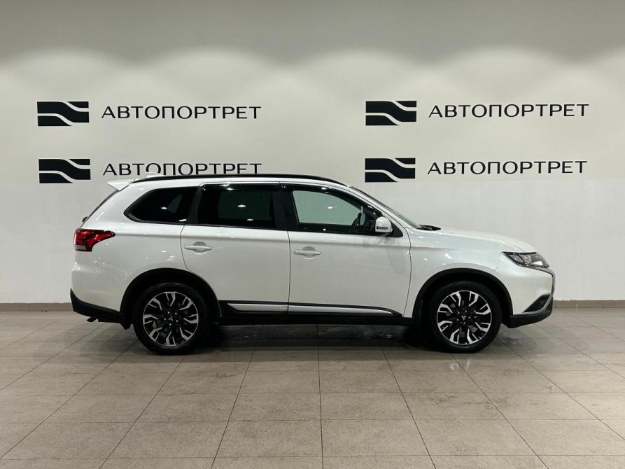 Mitsubishi Outlander III Рестайлинг 3 Санкт-Петербург  - изображение 8
