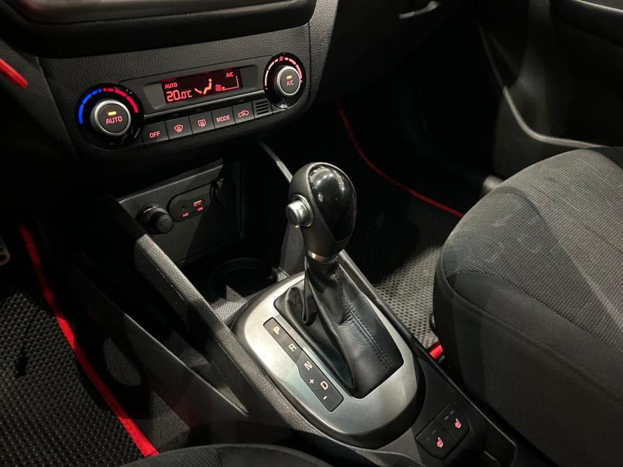 Kia Rio III Рестайлинг Санкт-Петербург  - изображение 19