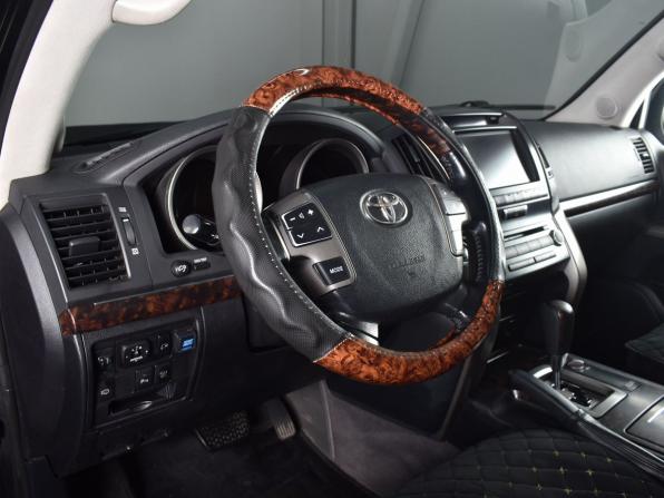 Toyota Land Cruiser 200 Series с пробегом 2007 года, цена 3 099 995 рублей, 450646 км, внедорожник, Автокод Объявления