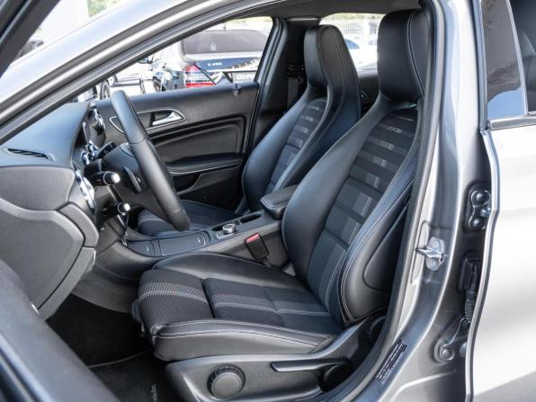 Mercedes-Benz GLA I (X156) Рестайлинг с пробегом 2019 года, цена 2 019 700 рублей, 184505 км, внедорожник, Автокод Объявления