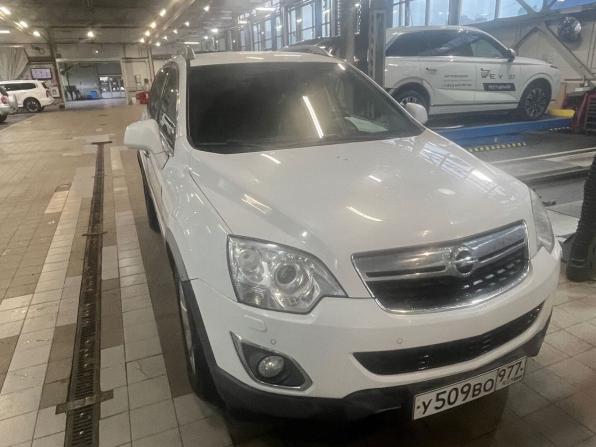 Opel Antara I Рестайлинг с пробегом 2014 года, цена 799 000 рублей, 301538 км, внедорожник, Автокод Объявления