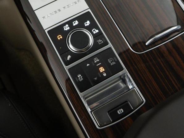 Land Rover Range Rover IV с пробегом 2014 года, цена 3 498 055 рублей, 112910 км, внедорожник, Автокод Объявления
