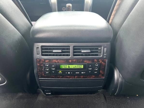 Toyota Land Cruiser 200 Series Рестайлинг 1 с пробегом 2013 года, цена 3 740 000 рублей, 286210 км, внедорожник, Автокод Объявления