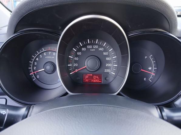 Kia Rio III Рестайлинг с пробегом 2016 года, цена 1 030 000 рублей, 143054 км, хэтчбек, Автокод Объявления
