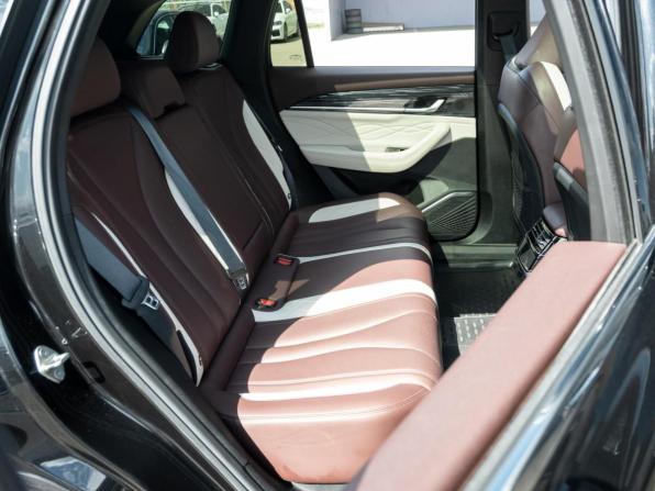 Geely Monjaro I с пробегом 2023 года, цена 3 110 000 рублей, 39583 км, внедорожник, Автокод Объявления