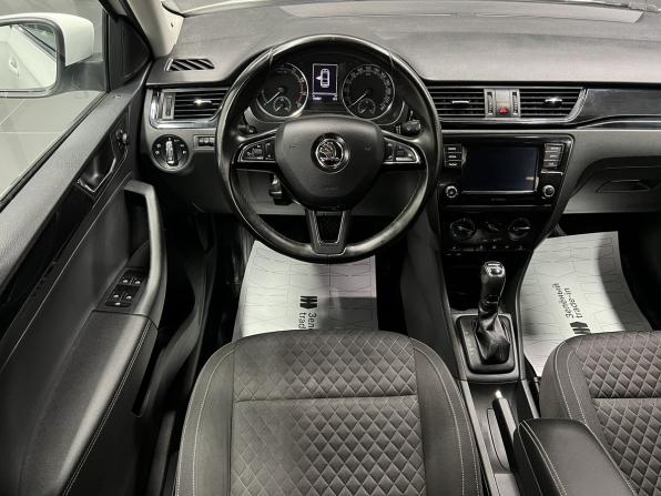 Skoda Rapid I Рестайлинг с пробегом 2017 года, цена 1 275 000 рублей, 139301 км, лифтбек, Автокод Объявления