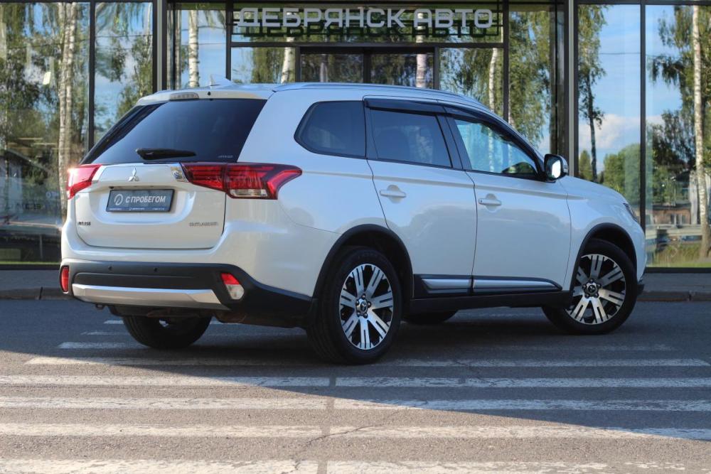 Mitsubishi Outlander III Рестайлинг 3 Брянск  - изображение 3