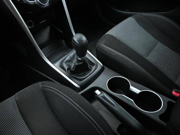 Hyundai i30 II с пробегом 2013 года, цена 899 000 рублей, 174989 км, универсал, Автокод Объявления