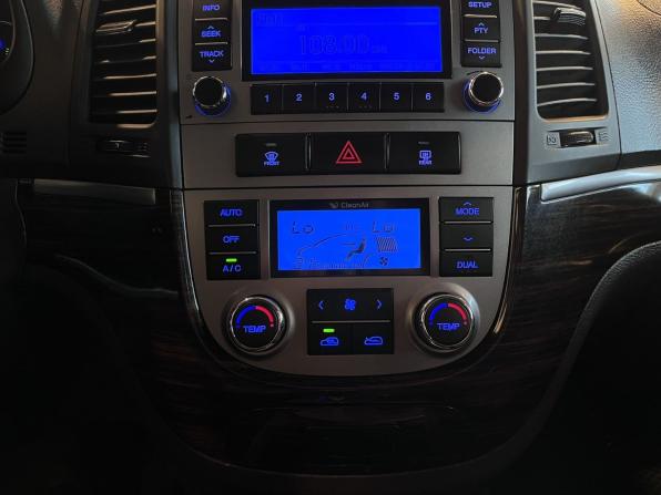 Hyundai Santa Fe II Рестайлинг с пробегом 2012 года, цена 1 240 000 рублей, 220292 км, внедорожник, Автокод Объявления