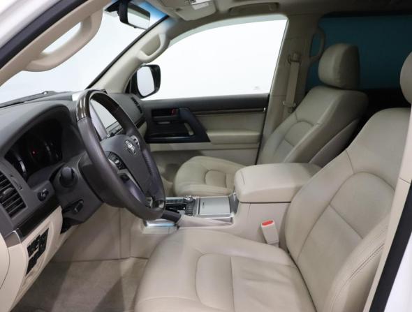 Toyota Land Cruiser 200 Series Рестайлинг 2 с пробегом 2021 года, цена 7 990 000 рублей, 49534 км, внедорожник, Автокод Объявления