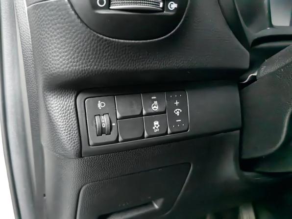 Kia Soul II Рестайлинг с пробегом 2017 года, цена 1 672 000 рублей, 99467 км, хэтчбек, Автокод Объявления