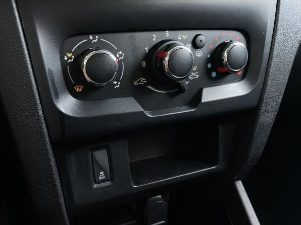 Lada (ВАЗ) XRAY I с пробегом 2019 года, цена 759 000 рублей, 111281 км, хэтчбек, Автокод Объявления