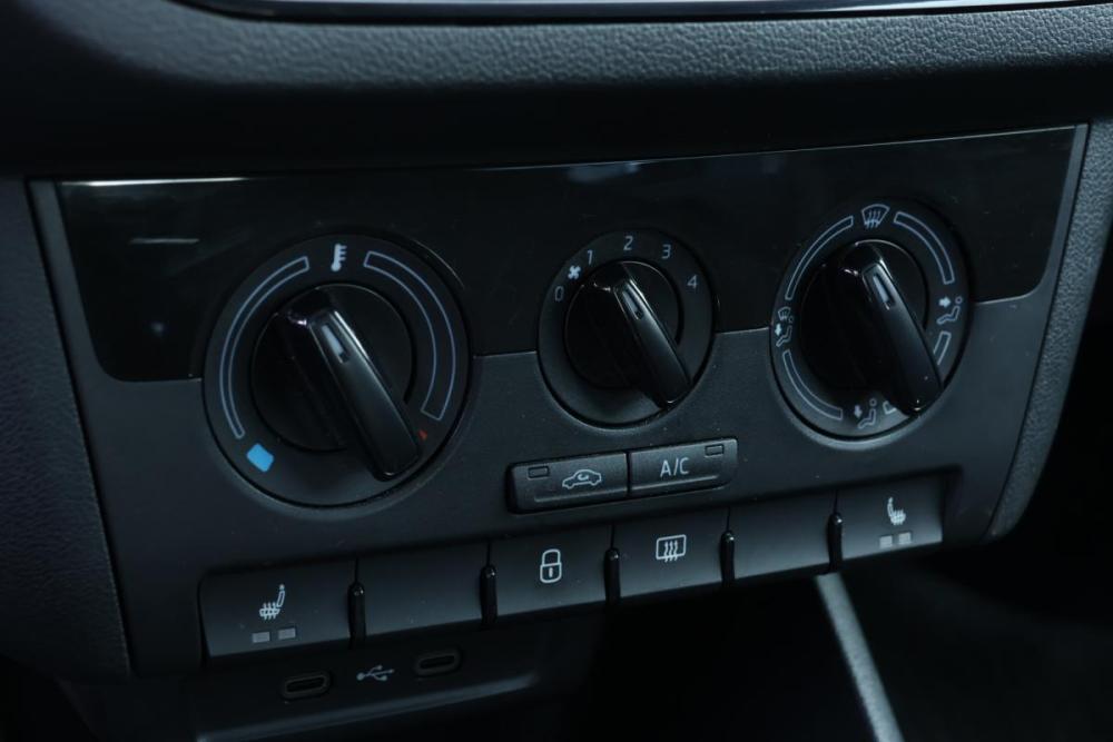 Volkswagen Polo VI Москва  - изображение 14