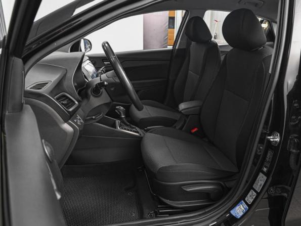 Hyundai Solaris II с пробегом 2018 года, цена 1 299 000 рублей, 154649 км, седан, Автокод Объявления