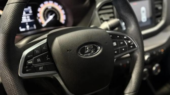 Lada (ВАЗ) Vesta I Рестайлинг (NG) с пробегом 2023 года, цена 1 275 000 рублей, 13000 км, седан, Автокод Объявления