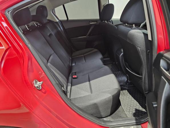 Mazda 3 II (BL) Рестайлинг с пробегом 2011 года, цена 899 000 рублей, 136435 км, седан, Автокод Объявления