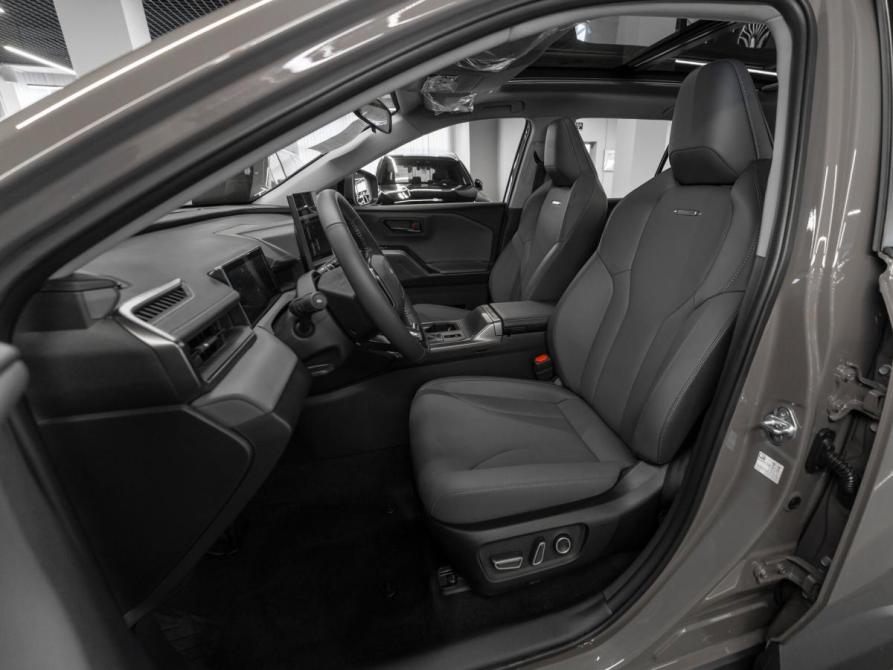 Toyota RAV4 VI (XA60) Москва  - изображение 9