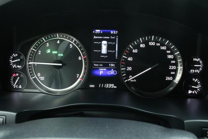Lexus LX III Рестайлинг 2 с пробегом 2021 года, цена 11 990 000 рублей, 111339 км, внедорожник, Автокод Объявления