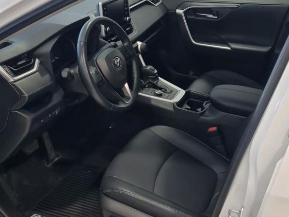 Toyota RAV4 V (XA50) с пробегом 2021 года, цена 3 950 000 рублей, 13224 км, внедорожник, Автокод Объявления