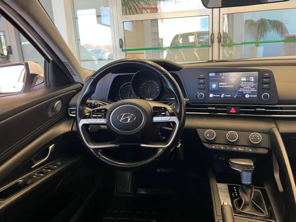 Hyundai Elantra VII (CN7) с пробегом 2021 года, цена 1 890 000 рублей, 119375 км, седан, Автокод Объявления