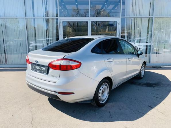 Ford Fiesta Mk6 Рестайлинг с пробегом 2015 года, цена 820 000 рублей, 128000 км, седан, Автокод Объявления