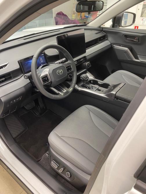 Toyota RAV4 VI (XA60) Челябинск  - изображение 12
