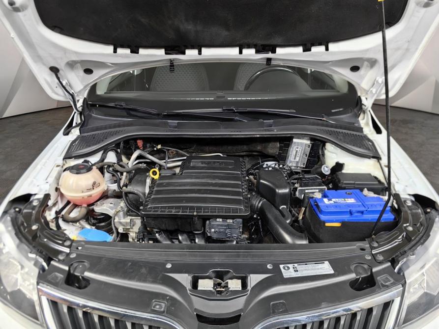 Skoda Rapid I Рестайлинг Москва  - изображение 11