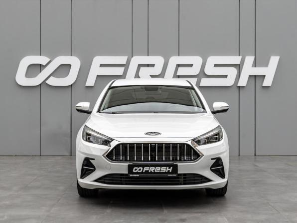 JAC J7 I с пробегом 2023 года, цена 1 420 000 рублей, 44774 км, лифтбек, Автокод Объявления