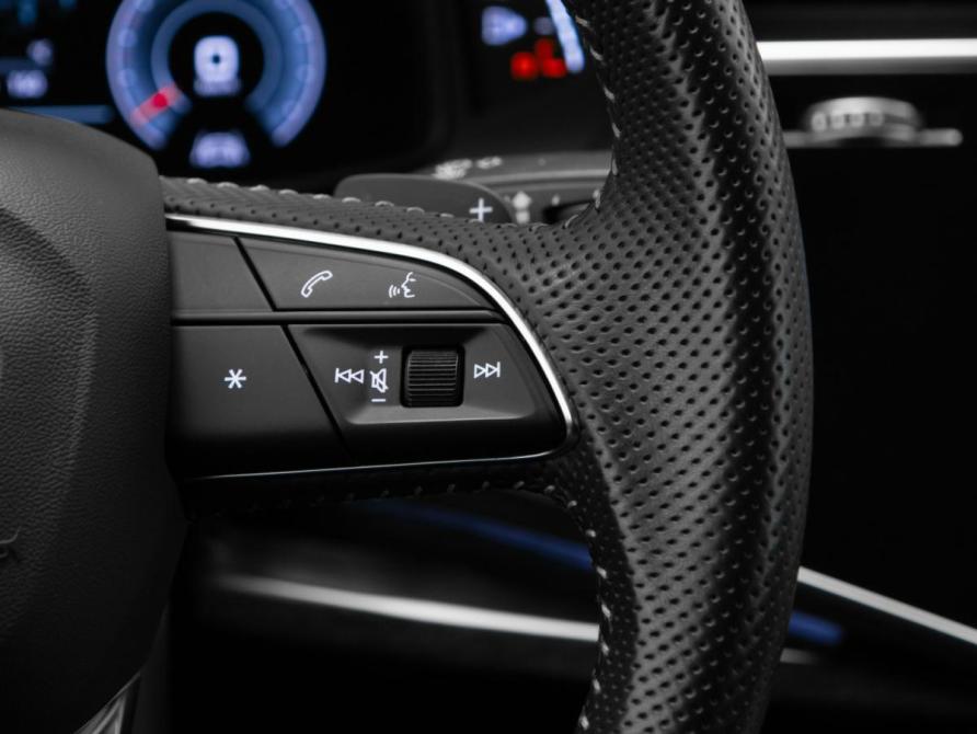 Audi Q8 I (4M) Москва  - изображение 17