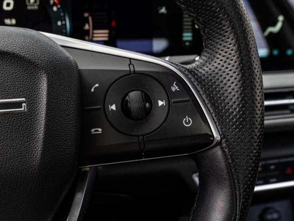 BAIC U5 Plus с пробегом 2023 года, цена 1 290 000 рублей, 47753 км, седан, Автокод Объявления