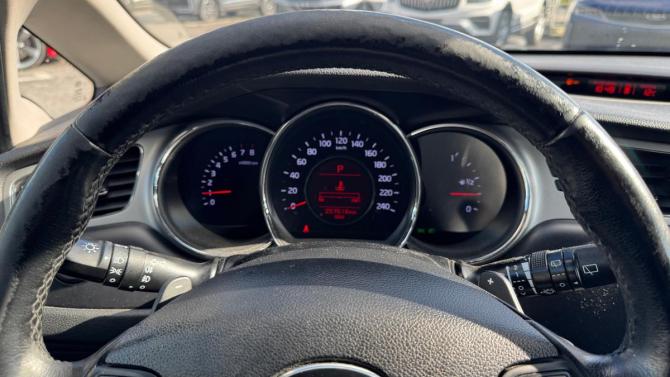 Kia Ceed II с пробегом 2014 года, цена 899 000 рублей, 257612 км, хэтчбек, Автокод Объявления