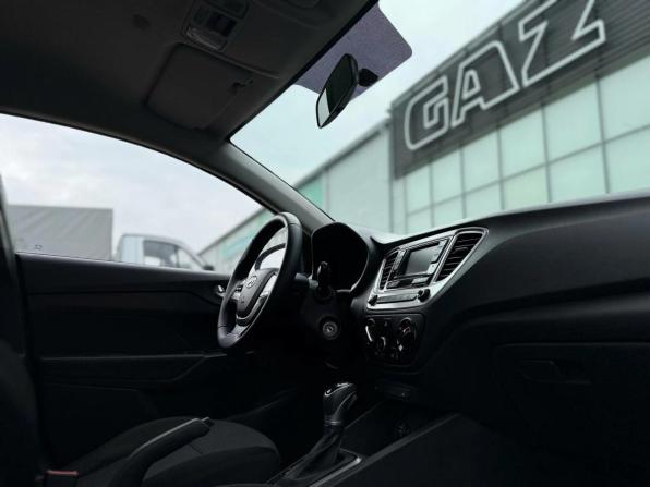 Hyundai Solaris II с пробегом 2019 года, цена 1 315 000 рублей, 147000 км, седан, Автокод Объявления