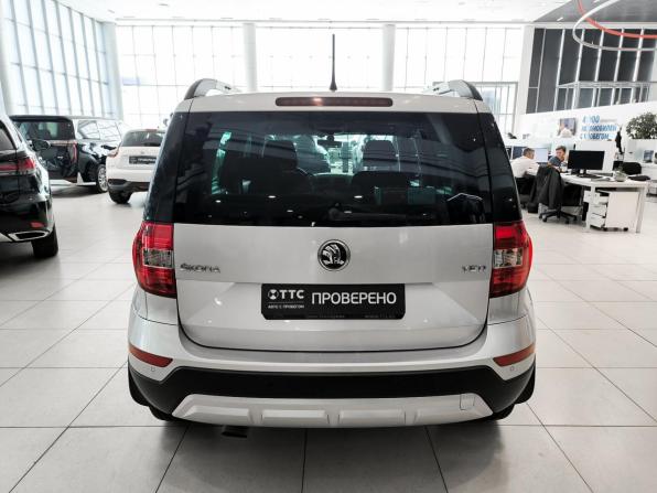 Skoda Yeti I Рестайлинг с пробегом 2016 года, цена 1 258 000 рублей, 105937 км, внедорожник, Автокод Объявления