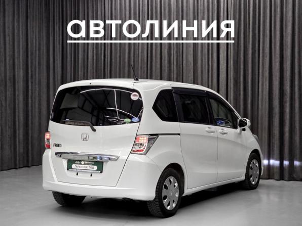 Honda Freed I Рестайлинг с пробегом 2012 года, цена 949 000 рублей, 150000 км, компактвэн, Автокод Объявления