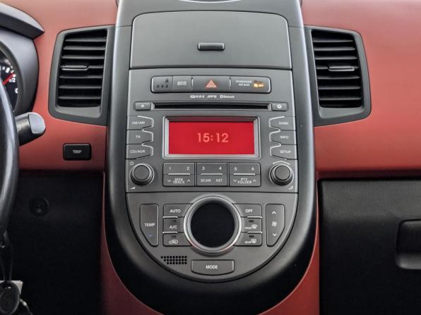 Kia Soul I Рестайлинг с пробегом 2012 года, цена 1 170 000 рублей, 66200 км, хэтчбек, Автокод Объявления