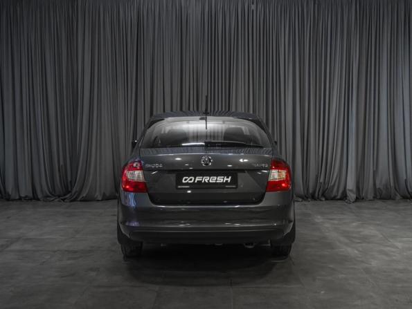 Skoda Rapid I с пробегом 2016 года, цена 1 099 000 рублей, 111130 км, лифтбек, Автокод Объявления