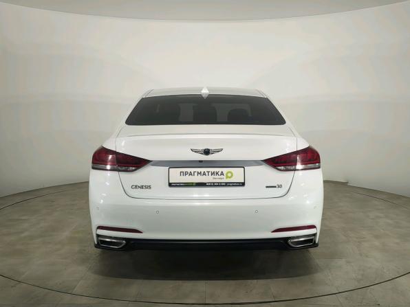 Hyundai Genesis II с пробегом 2014 года, цена 1 729 000 рублей, 145000 км, седан, Автокод Объявления