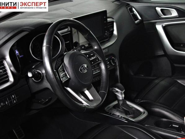 Kia Ceed III с пробегом 2020 года, цена 2 057 000 рублей, 64450 км, универсал, Автокод Объявления