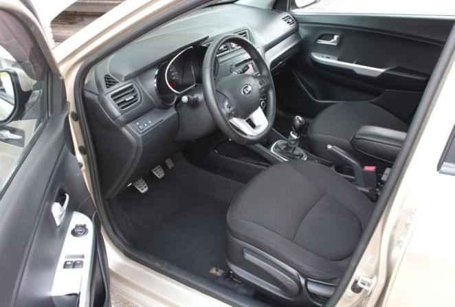 Kia Rio III с пробегом 2013 года, цена 790 000 рублей, 188956 км, хэтчбек, Автокод Объявления