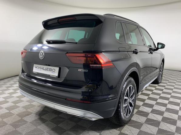 Volkswagen Tiguan II с пробегом 2018 года, цена 2 140 000 рублей, 189350 км, внедорожник, Автокод Объявления